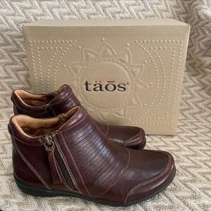 Taos Footwear Women’s Habit Leather Bootie